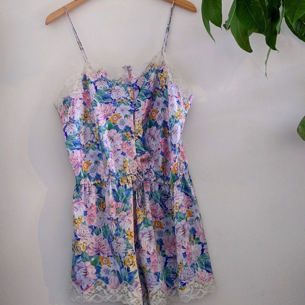 Victoria's secret Romper: Sleeveless Floral Print Woman's Size Large